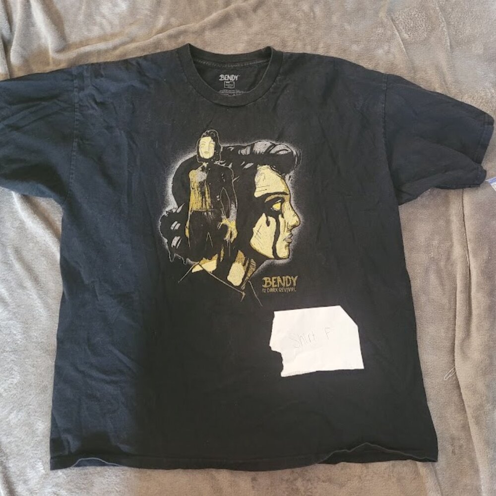 (SHIRT F) - Women’s Plus Size Bendy T-Shirt